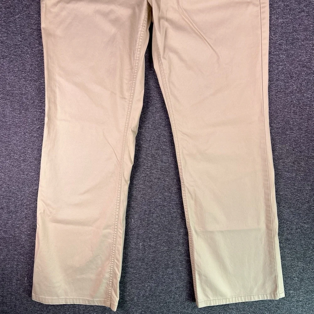 Eddie Bauer Chino Pants Womens 12 Tan Stretch Casual Mid Rise Straight Leg 32x30